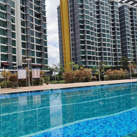 Vista Alam Studio Units - Pool, Food Court Shah Alam Exterior photo