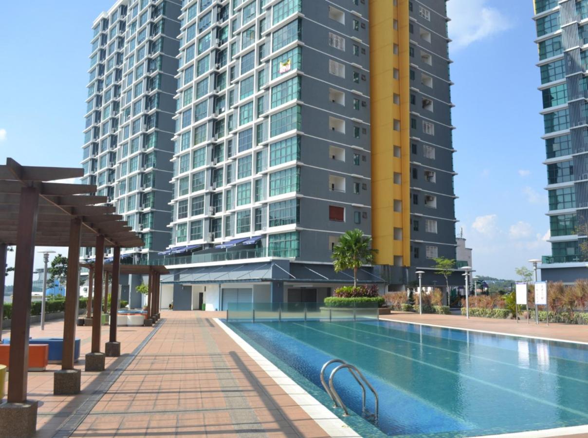 Vista Alam Studio Units - Pool, Food Court Shah Alam Exterior photo