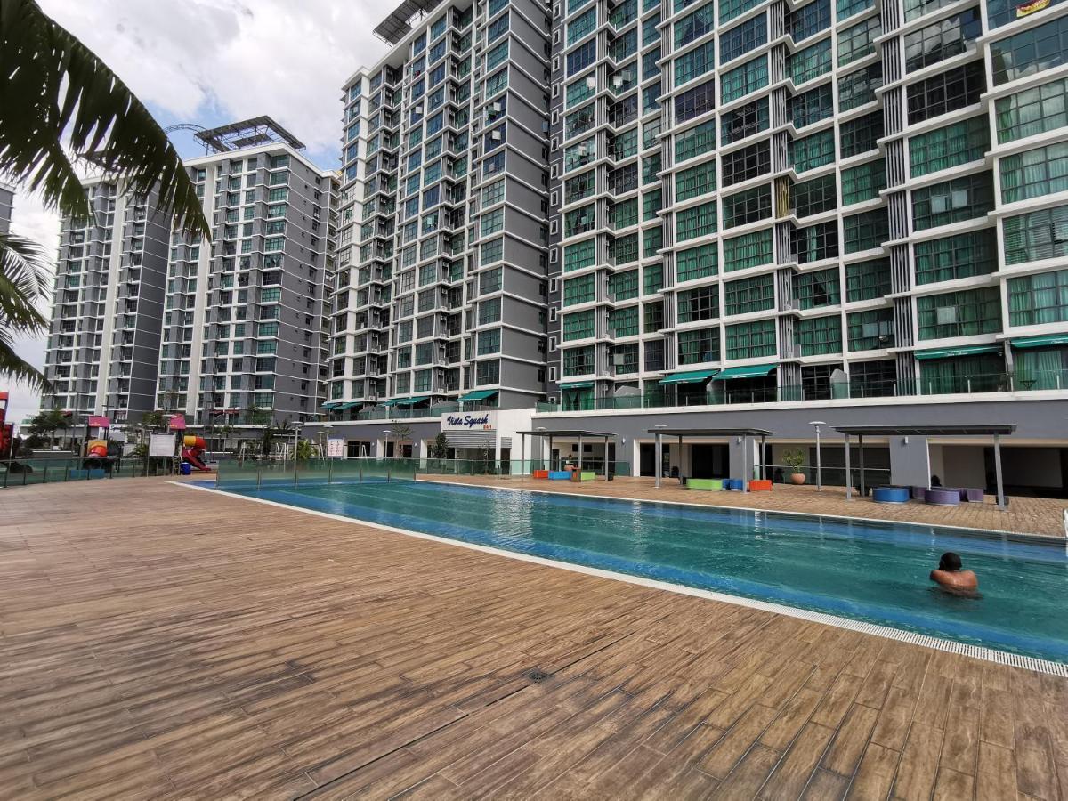 Vista Alam Studio Units - Pool, Food Court Shah Alam Exterior photo